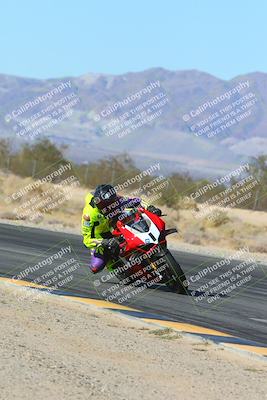 media/Jan-13-2025-Ducati Revs (Mon) [[8d64cb47d9]]/3-B Group/Session 3 (Turn 7 Inside)/